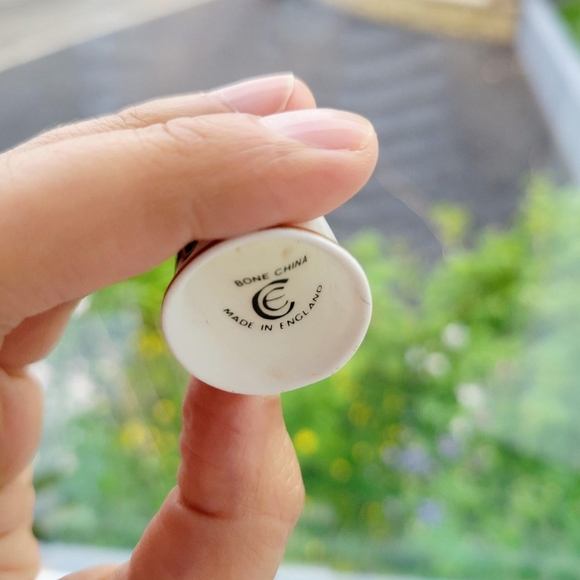 Vintage Old Car Bone China Thimble - Picture 8 of 8